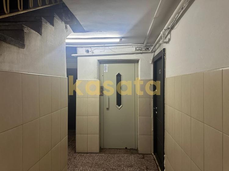 2 camere vanzare, luminos, posibilitate parcare