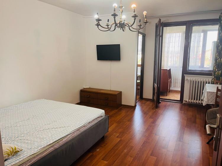 Garsoniera practica, locatie excelenta | Piata Baba Novac - Brazda