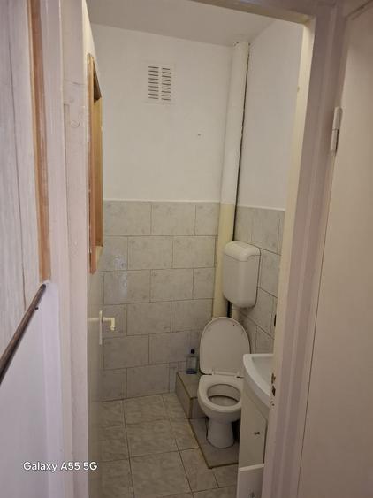 Apartament 3 camere, Str Codrii Cosminului, 2 bai, loc parcare! Pret negociabil!