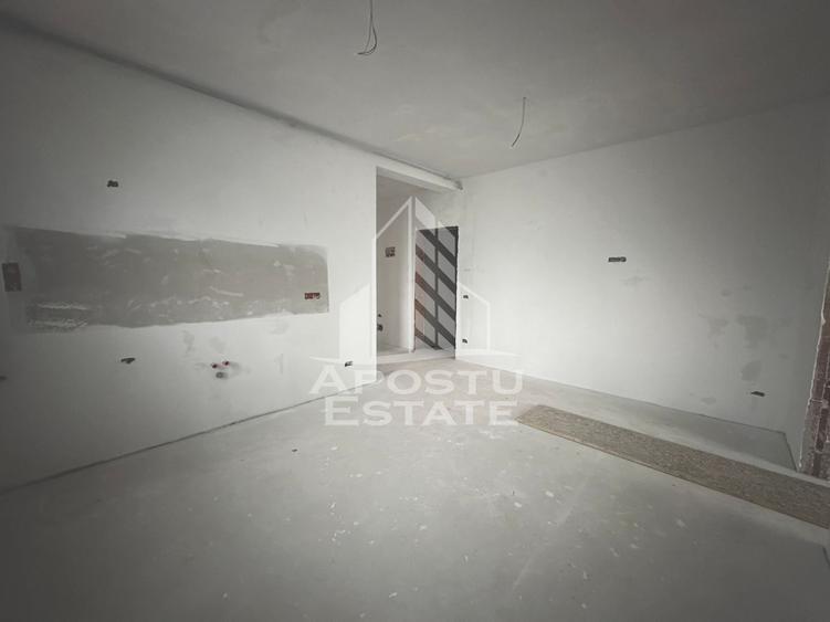 Apartament cu 3 camere, etaj 2, zona Lidl din Giroc