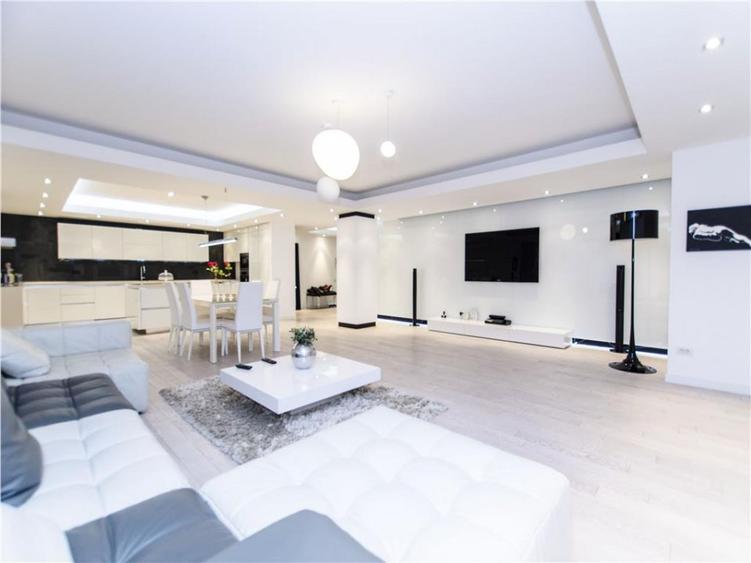 Apartament 4 camere Lux Bd.Mamaia, 210 mp, Prima închiriere
