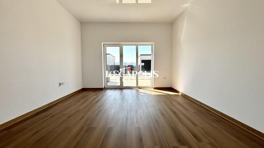 Casă 4 Camere | Parter | Drum Asfaltat | Intabulată | Credit | Izvor