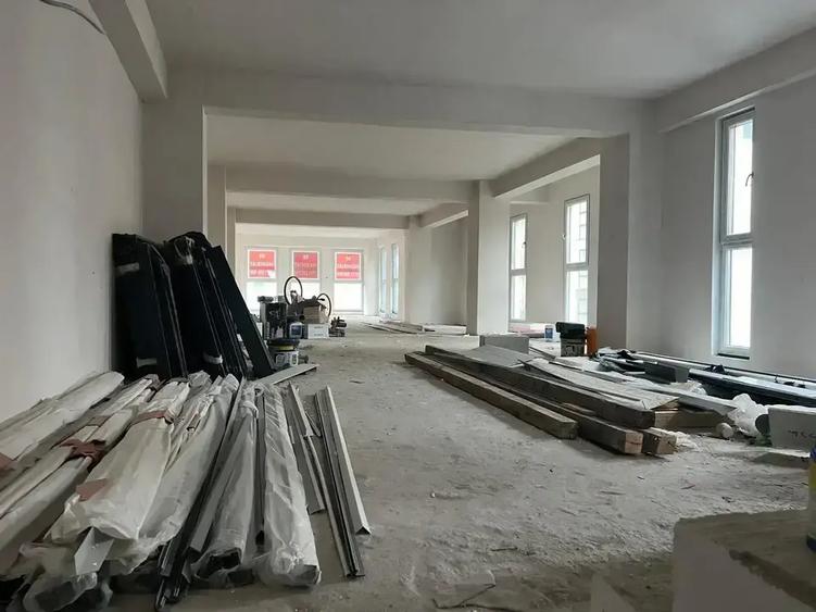 Cladire de vanzare Birouri - Comercial - Air B&B 700 m Metrou Iancului