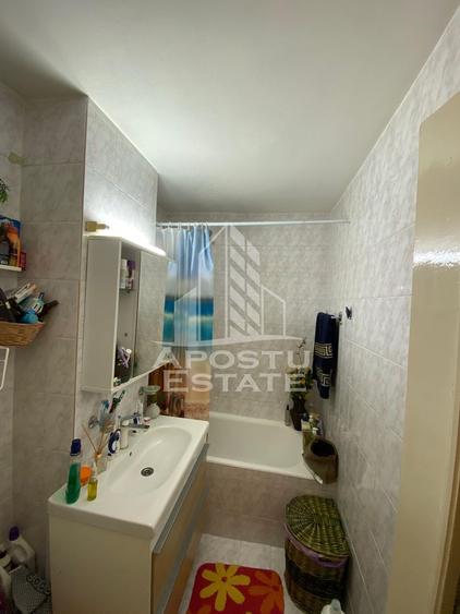Apartament 3 camere de vanzare, zona Olimpia - Stadion Timisoara