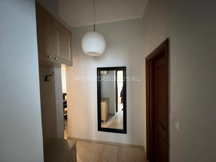 Apartament 3 camere, garaj si boxa - zona Centrala-Prefectura - 29