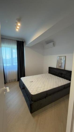 Vanzare apartament 3 camere Cortina North parcare  si boxe