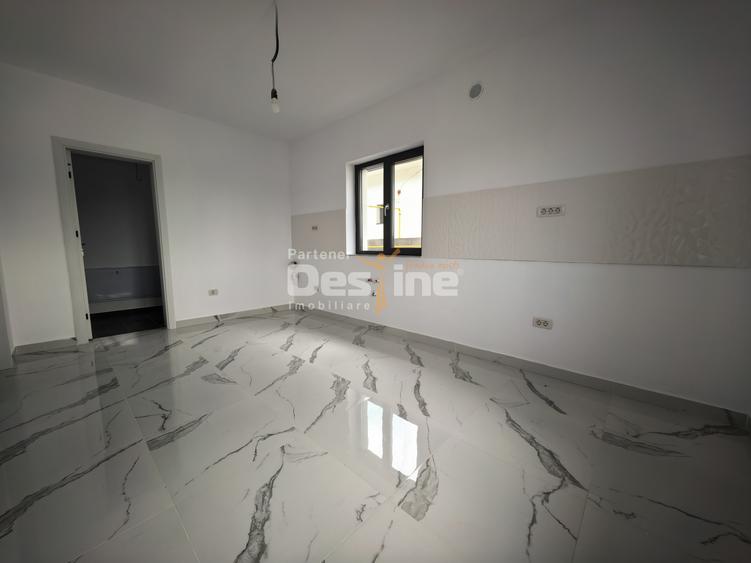 Casă individuală 3 camere 2 bai 313 mp teren Lunca Cetațuii