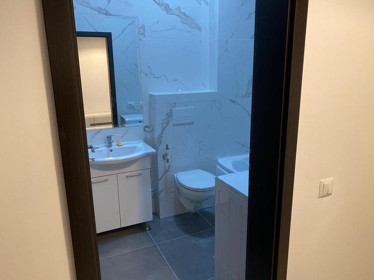 2 camere -Pacurari- Concept residence -renovat- liber- 110000 euro