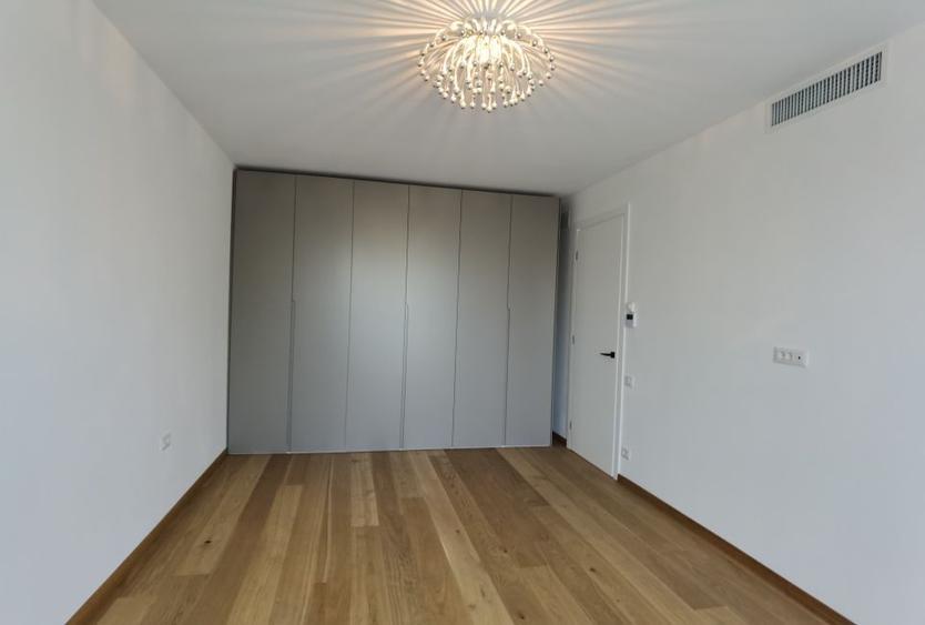 PRIMA INCHIRIERE!VILA NOUA de colt, finisaje premium, garaj
