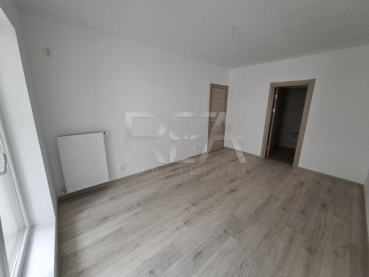 3 camere Titan decomandat, centrală, parcare, an 2022, 100 mp