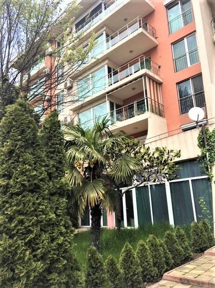 FOR STUDENTS 3 camere , St. Vlas (Piano Bar), 600 euro/luna