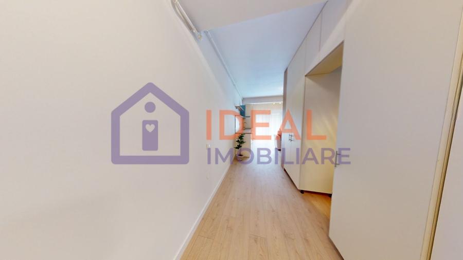 Garsonieră La CHEIE, 37mpu plus balcon