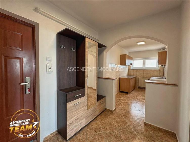 FILM &Tur 3D! Apartament cu 2 camere, decomandat, Simeria, Sfantu Gheorghe - 14