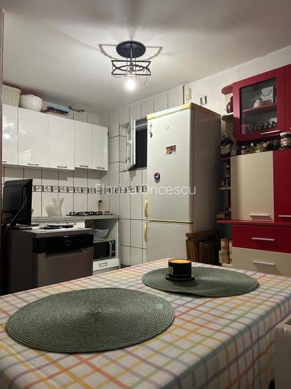 Direct de la Proprietar – Casă  din BCA, 3 cam, Locuri de Parcare, Zona  Km 5  - 4
