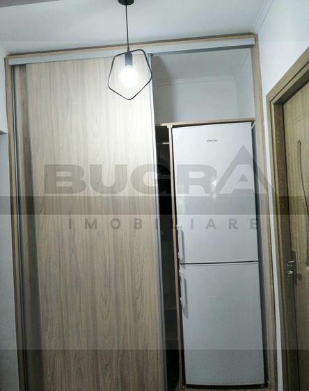 Apartament mobilat cu 2 camere, 44 mp, parcare, zona Baciu Regal