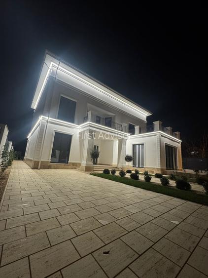 Vilă Exclusivistă în Pipera | 530 mp Utili | Teren 1.000 mp | 12 Camere | Person - 14
