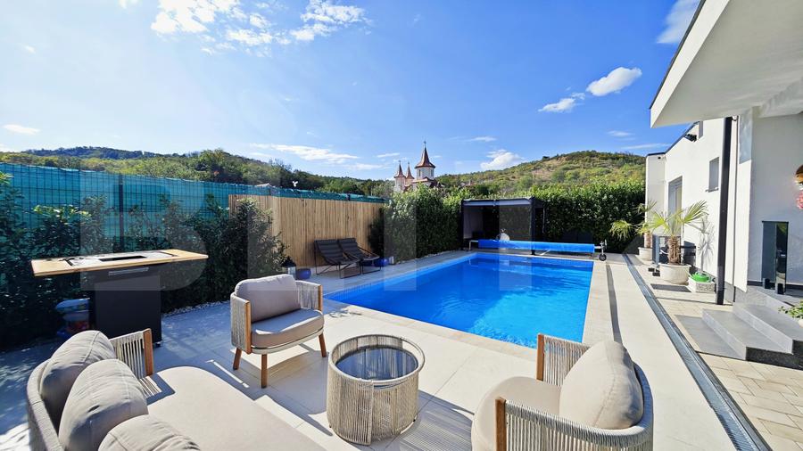 Casă mediteraneană cu piscină încălzită | Podgoria | 120 mp utili | Teren 550 mp