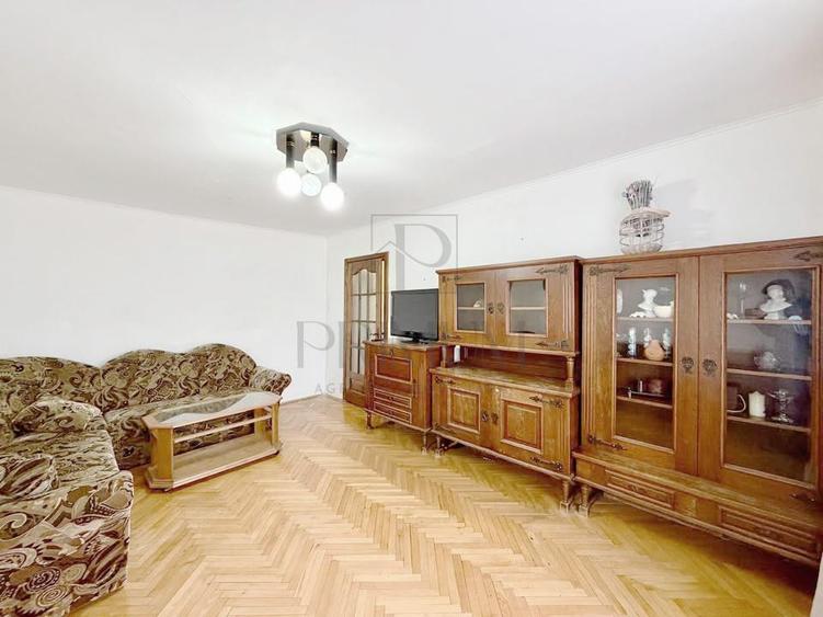 LIPOVEI - 3 CAM - 2 BAI - CT PROPRIE/CLIMA - DECOMANDAT - ZONA EXCELENTA