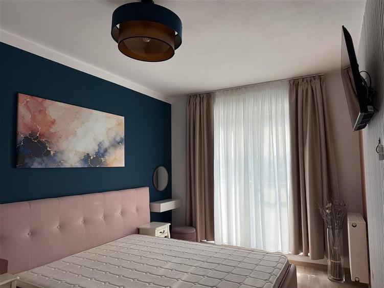 Apartament doua camere Pietonal Coresi Avantgarden ( Kasper )