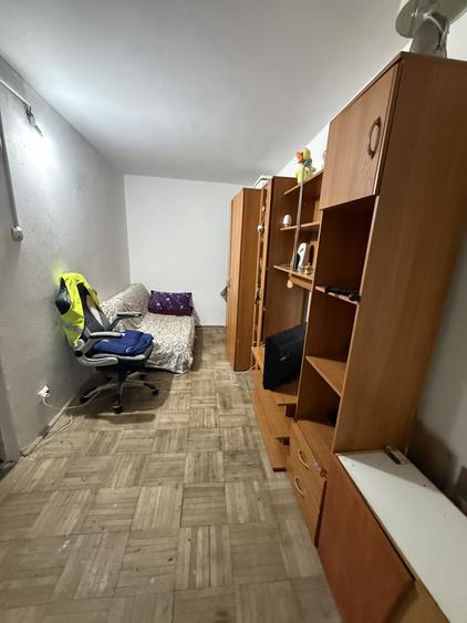 APARTAMENT 4 CAMERE MICRO 39 DE VANZARE