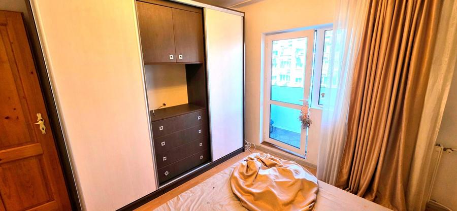 Apartament 3 camere de vânzare în Crângași – 75 mp, decomandat