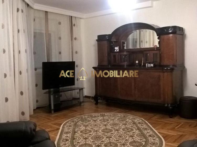 3 Camere de inchiriat | Unirii | Centrala | Parcare |