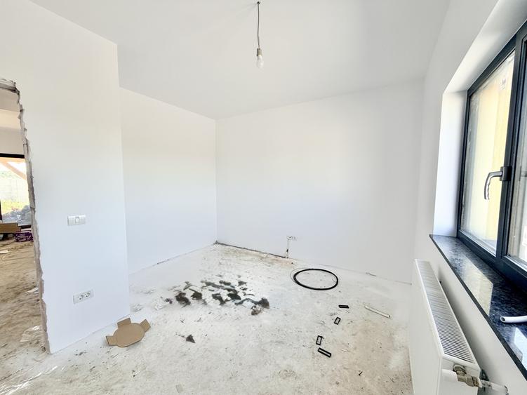 Duplex cu 4 camere - Predare imediata - Mosnita - Comision 0%