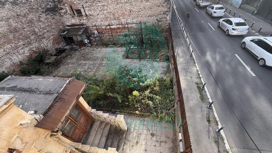 Vilă de epocă cu teren 311 mp | Calea Victoriei