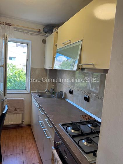 Apartament 2 camere Dacia Rond Zimbru - 8