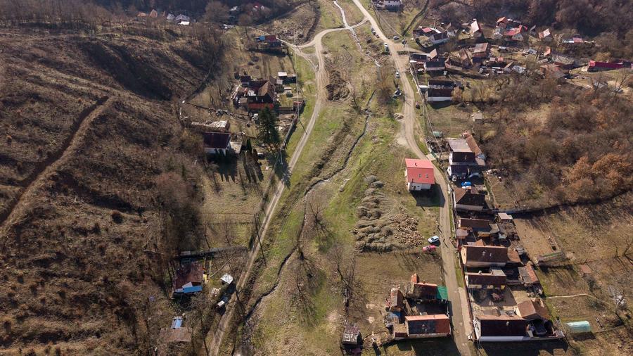 Casă cu teren de 284mp in Șoimoș