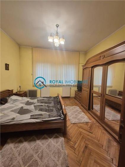 Royal Imobiliare - Vanzare Casa Zona Lupeni