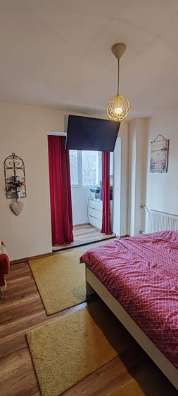 Apartament 3 camere cu 2 bai