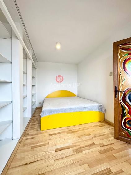 SE INCHIRIAZA micro-apartament tineresc, 2 camere, etaj 4 (cu sarpanta), situat - 2