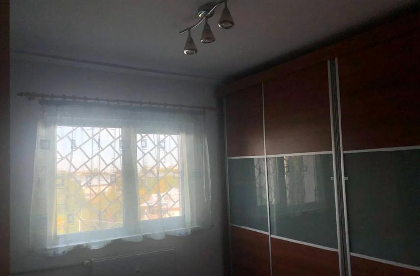 Apartament 4 camere, semidecomadnat, 89 mp, ac, balcon, metoru aproape, Pacii