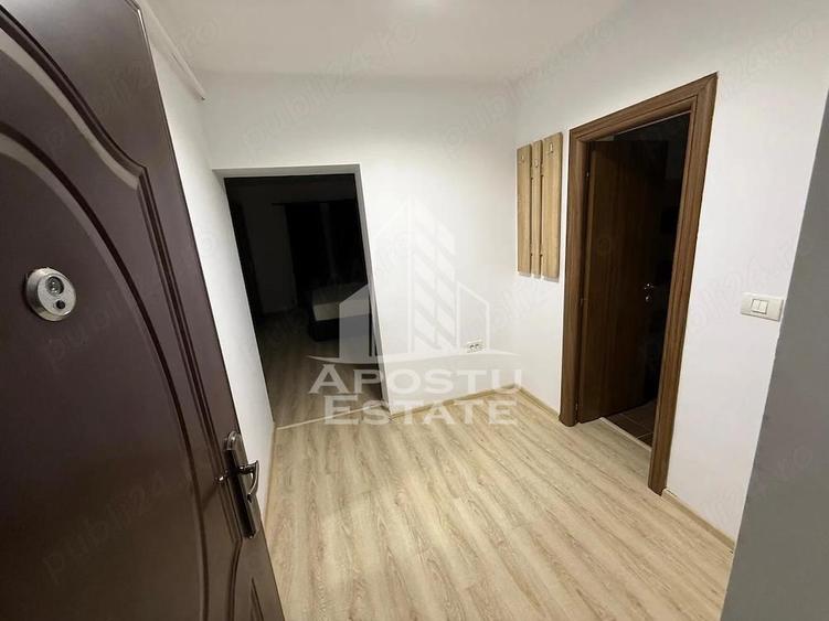 Inchiriez apartament 2 camere, modern, bloc nou, Giroc-zona excelenta