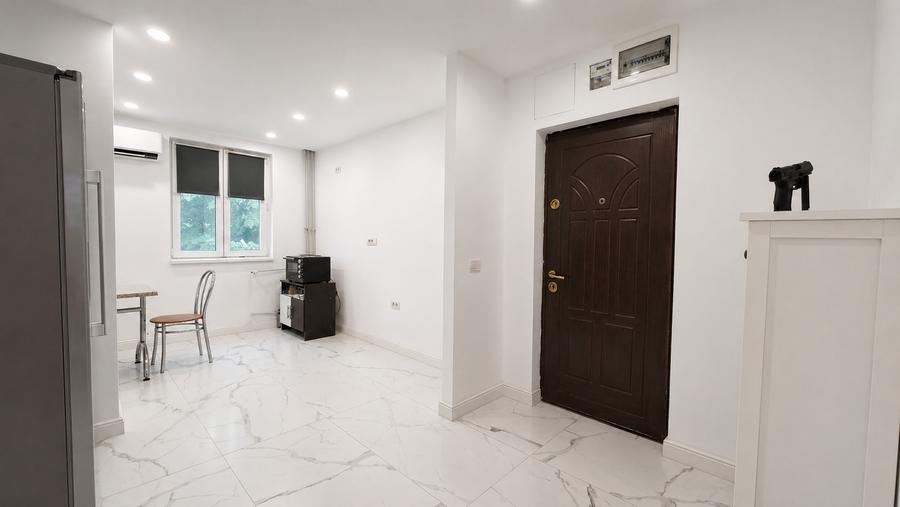 Apartament 3 camere metrou 1 Decembrie Titan