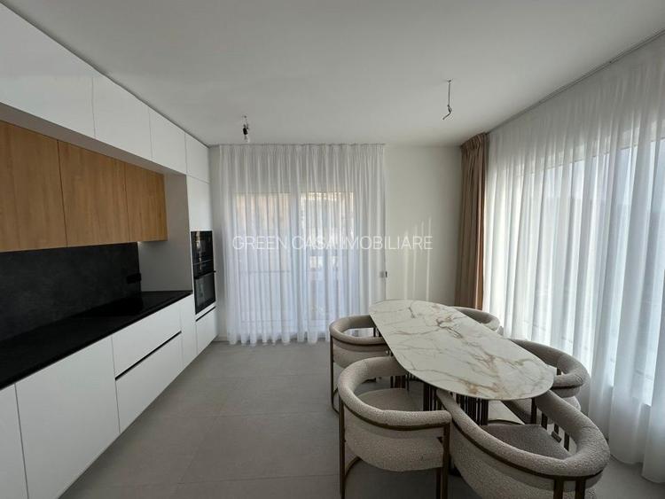 Duplex premium, 178 mp utili, teren 200 mp și terasă panoramică | Voroneț