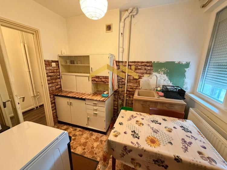Piata 700- 2 camere- Centrala proprie