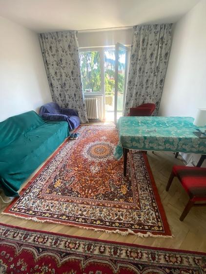Inchiriez ap.3 camere