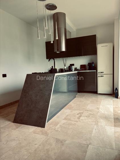 De vânzare apartament de lux  cu terasă, zona Mamaia Nord - 4