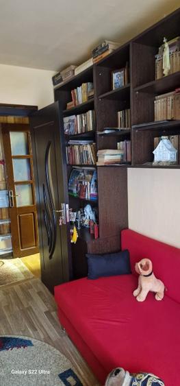 Proprietar - Vănd apartament 3 camere comfort 1 Govândari Micro 2