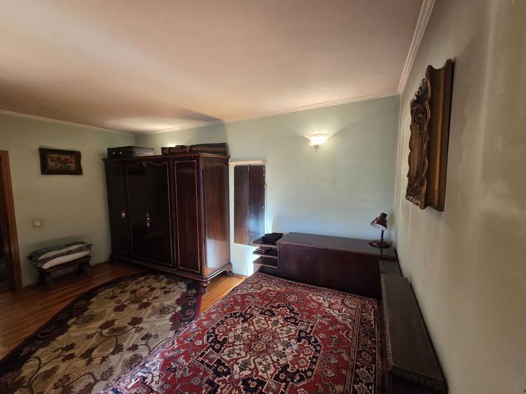 NOU! Vila in spatele Bisericii Bazilescu