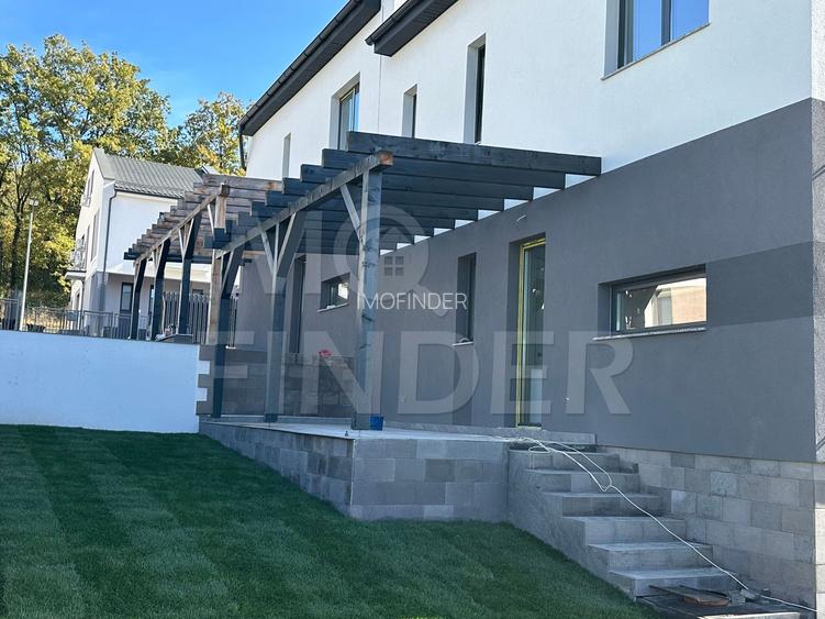 Casă tip duplex cu 4 camere în Iris, Cluj-Napoca, aproape de facilități