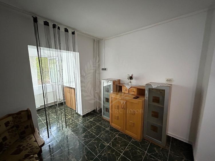 APARTAMENT 2 CAMERE //ZONA PALTINIS//INTRAREA REGIMENTULUI