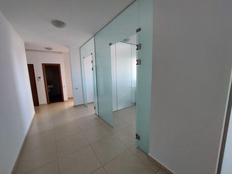 Bd. MAMAIA, spatiu BIROURI, 103 mp.