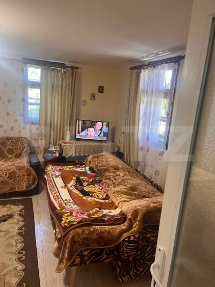 Casa 2 camere, 116 mp, teren 3.548 mp, zona Tataresti