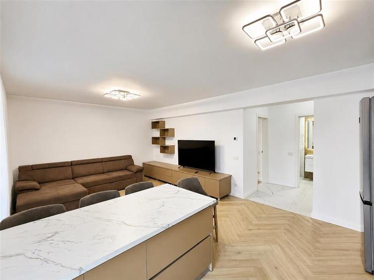 DE INCHIRIAT | APARTAMENT 3 CAMERE | BLOC NOU | ETAJ 3 | NUFARUL | ORADEA