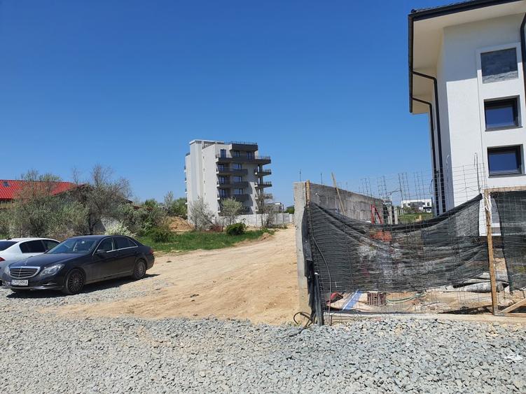 Exclusivitate-Mamaia Sat, teren 430mp, str.M20, 25m/19m, situat la 140m de lac
