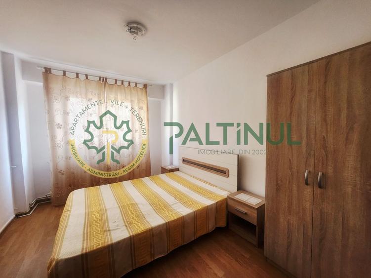 Apartament de inchiriat 3 camere cu balcon si 2 bai Valea Aurie