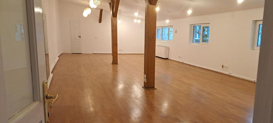 SPATIU DISTINCTIV IN VILA ISTORICA